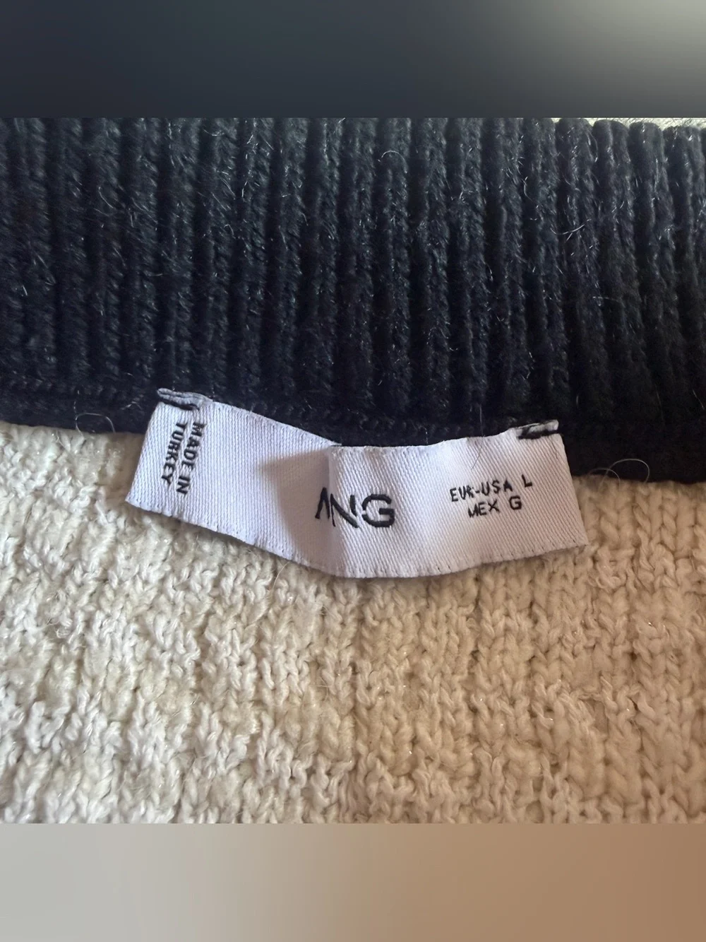 Mango- Pocket Tweed Skirt Size Large Off White Cotton Blend Office